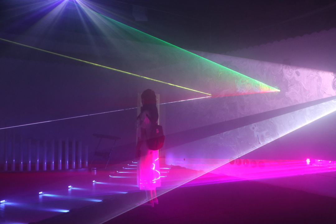 熱烈歡迎廣東職業(yè)技術(shù)學(xué)院光環(huán)境產(chǎn)業(yè)學(xué)院一行到雷色光電參觀學(xué)習(xí)！(圖7)