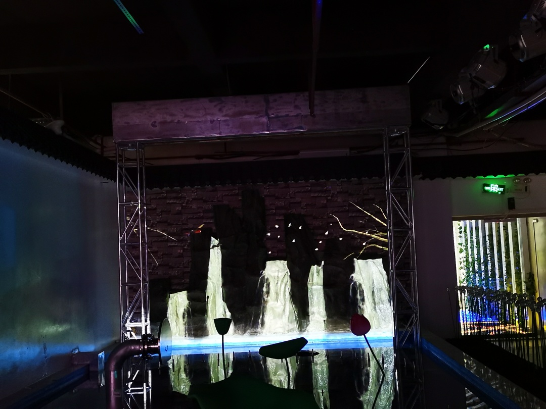 熱烈歡迎廣東職業(yè)技術(shù)學(xué)院光環(huán)境產(chǎn)業(yè)學(xué)院一行到雷色光電參觀學(xué)習(xí)！(圖10)